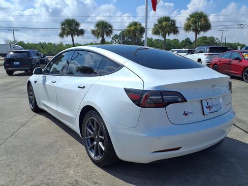 Used 2021 Tesla Model 3 Long Range AWD/4WD image 8