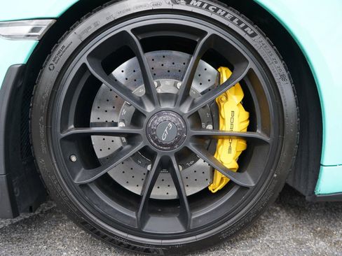 Used 2018 Porsche 911 GT3 RWD image 27