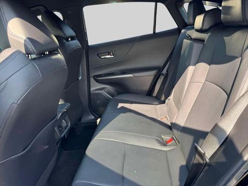 Certified 2022 Toyota Venza XLE image 20