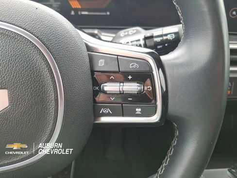 Used 2024 Kia Sorento S AWD/4WD image 14