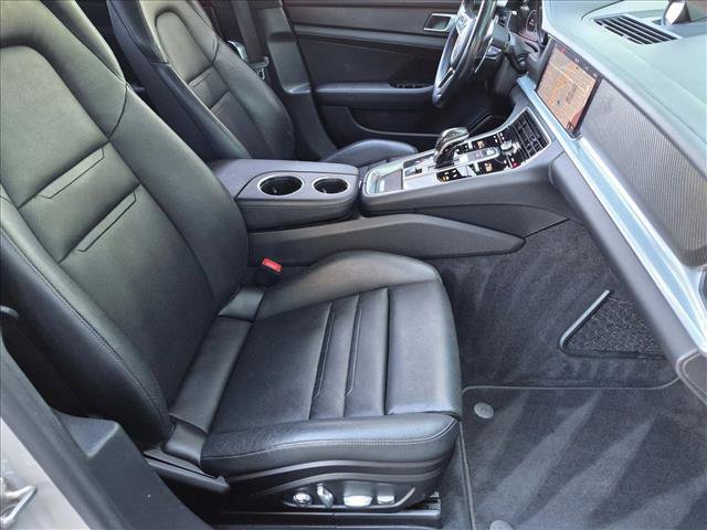 Used 2018 Porsche Panamera image 19