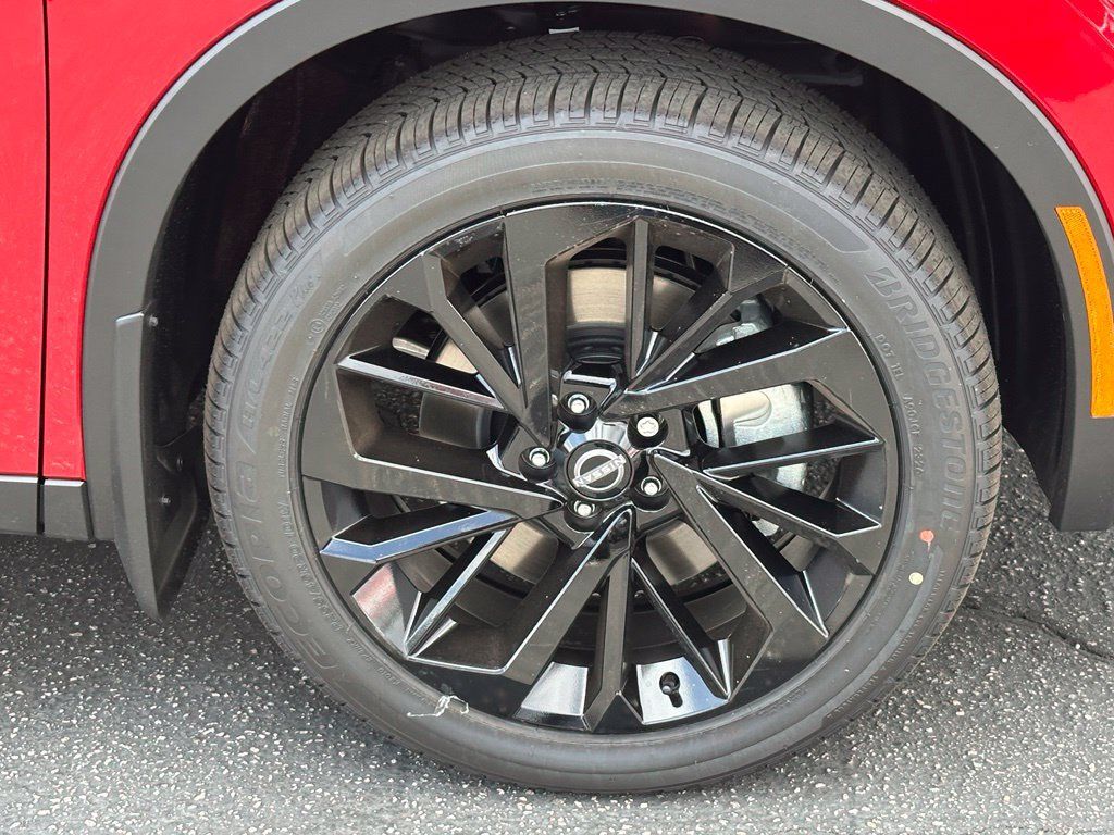 New 2026 Nissan Rogue SL AWD/4WD image 13