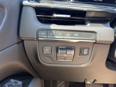 Used 2022 Cadillac Escalade Sport AWD/4WD image 26