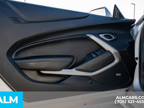 Used 2017 Chevrolet Camaro LT image 18