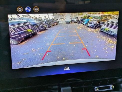 New 2026 Chevrolet Equinox LT image 19