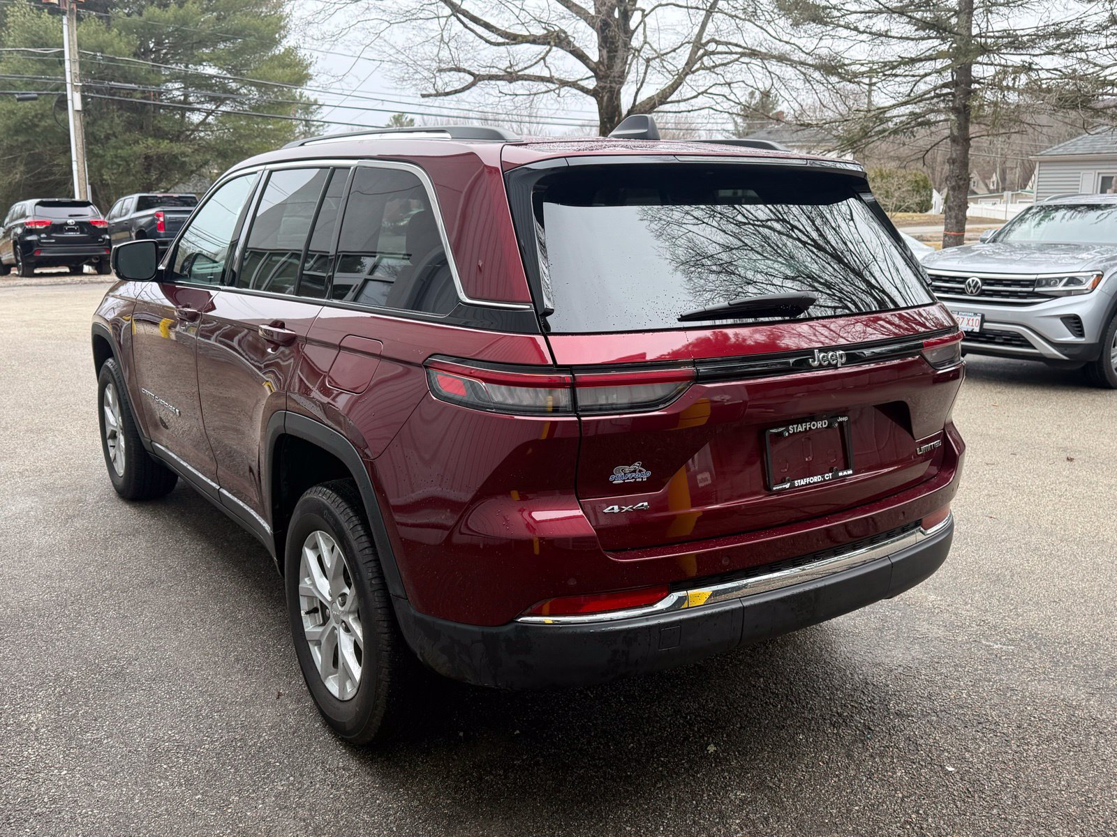 Used 2024 Jeep Grand Cherokee Limited AWD/4WD image 5