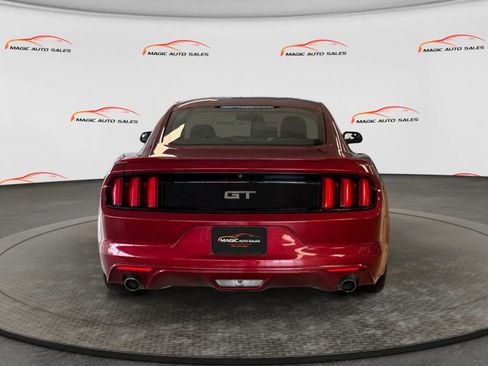 Used 2015 Ford Mustang GT RWD image 9