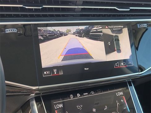 Used 2023 Audi Q7 3.0T Premium Plus image 30