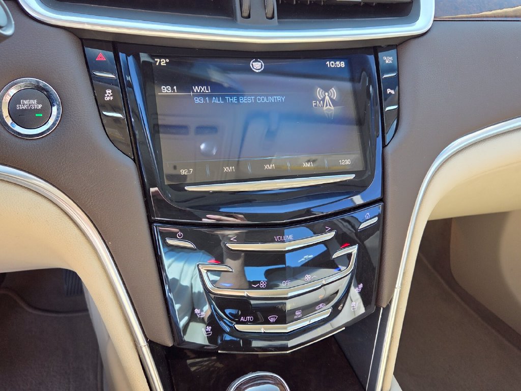 Used 2013 Cadillac XTS Luxury FWD image 19