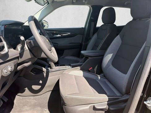 Used 2026 Chevrolet TrailBlazer LT FWD image 10