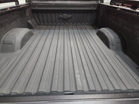 Used 2024 Chevrolet Silverado 2500 LT AWD/4WD image 29