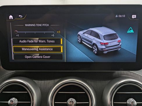 Used 2022 Mercedes-Benz GLC 300 4MATIC image 36