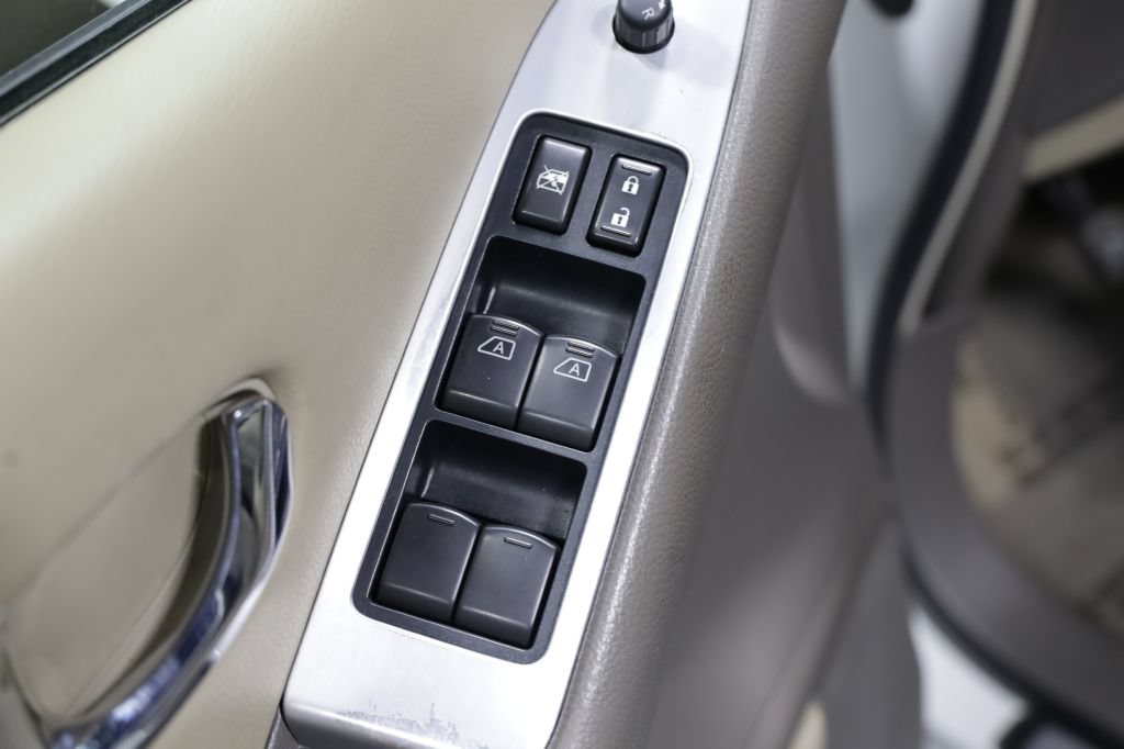 Used 2014 Nissan Murano SV AWD/4WD image 11