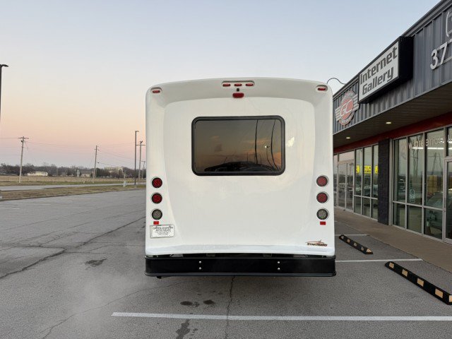 Used 2021 Ford F550 2WD Regular Cab Super Duty image 11