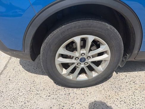 Certified 2020 Ford Escape SE FWD image 10