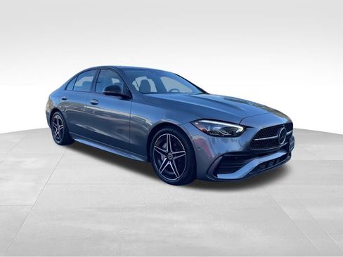 Used 2024 Mercedes-Benz C 300 4MATIC Sedan image 4