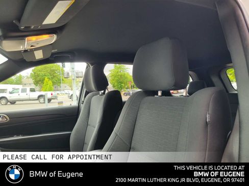 Used 2017 Jeep Grand Cherokee Laredo AWD/4WD image 24
