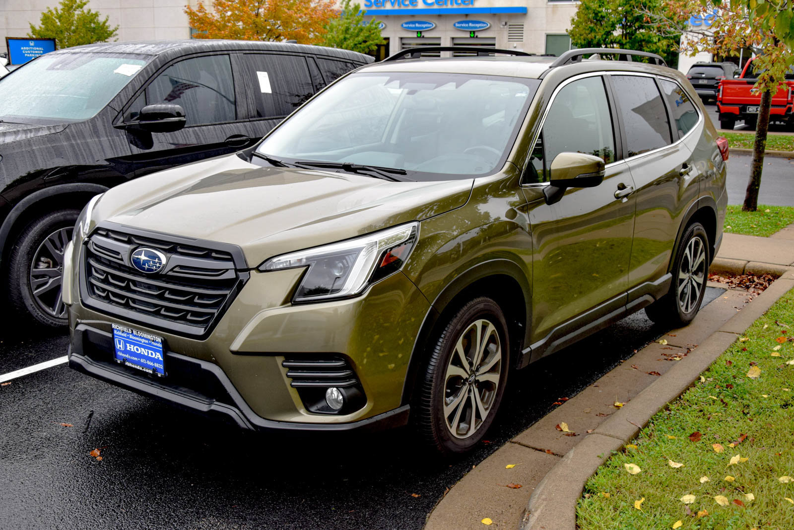 Used 2023 Subaru Forester Limited AWD/4WD image 1