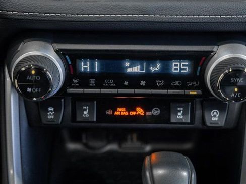 Used 2024 Toyota RAV4 XLE image 22