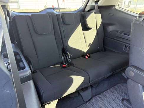 Certified 2024 Subaru Ascent Premium w/ Convenience Package image 32