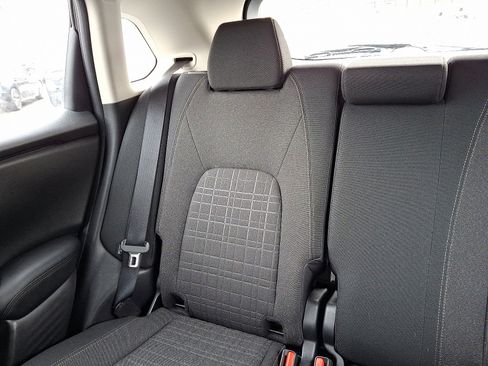 Certified 2023 Honda HR-V LX image 18