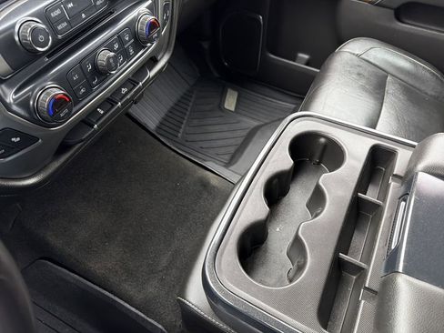 Used 2018 Chevrolet Silverado 1500 LTZ image 7