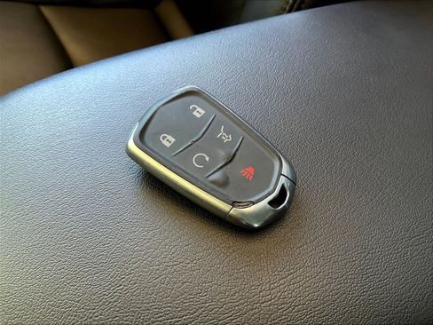 Used 2019 Cadillac XT5 Luxury AWD/4WD image 33
