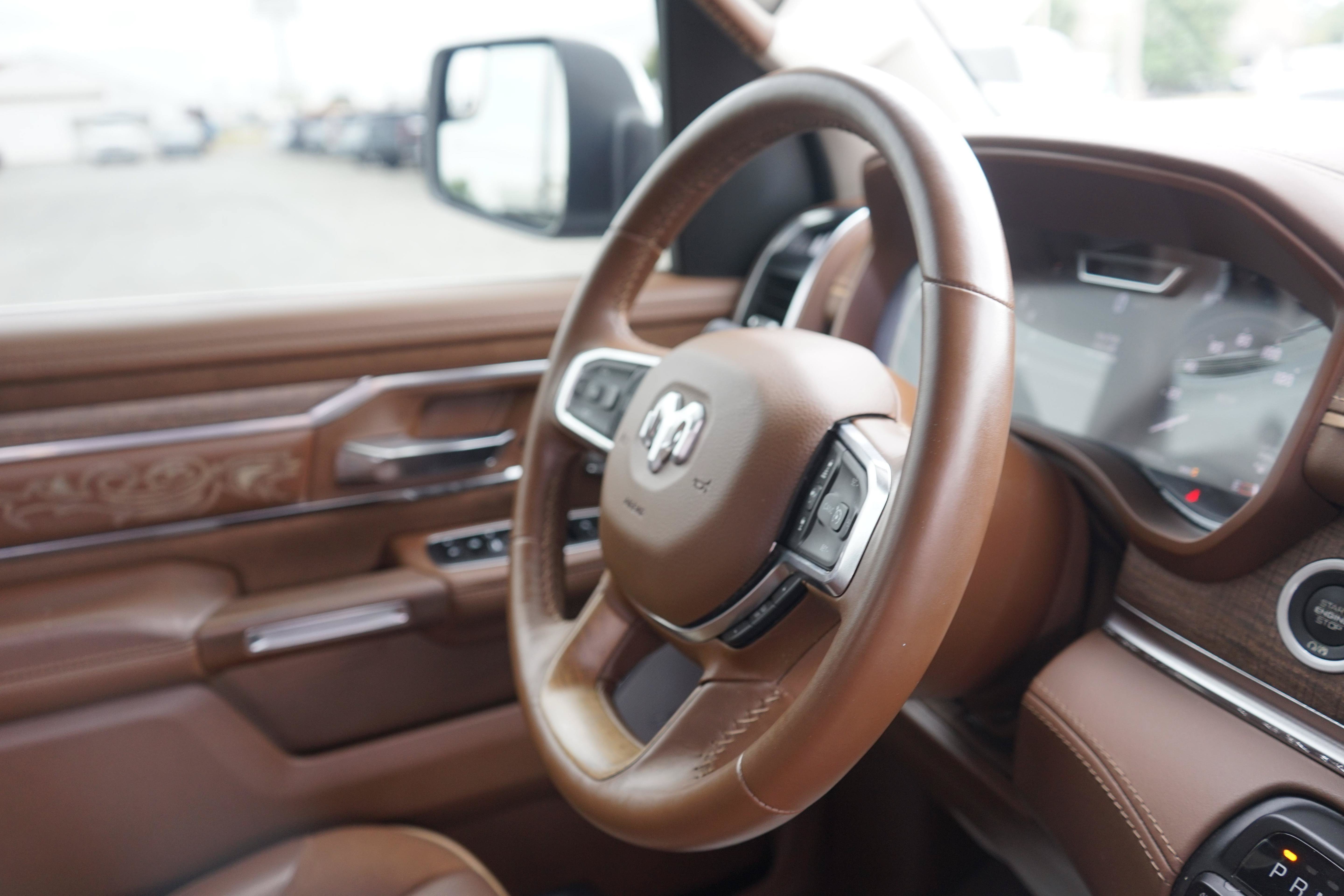 Used 2024 RAM 1500 Limited AWD/4WD image 24