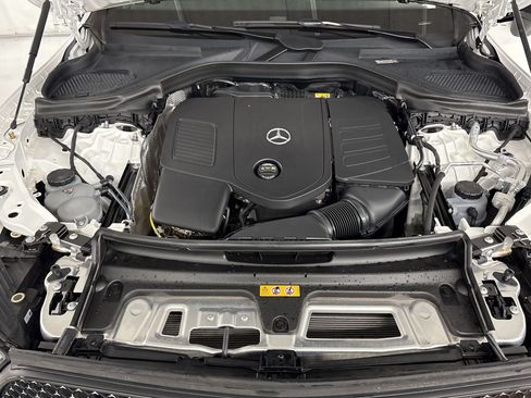 Certified 2024 Mercedes-Benz GLC 300 4MATIC image 32