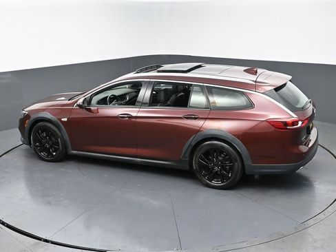 Used 2018 Buick Regal Essence w/ Driver Confidence Package #1 image 47