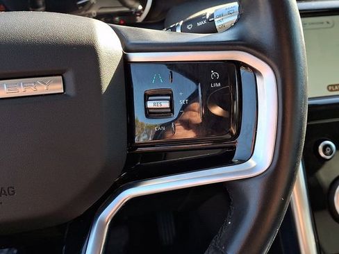 Used 2021 Land Rover Discovery Sport S image 24