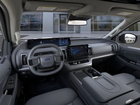 New 2026 Ford Expedition Active AWD/4WD image 9