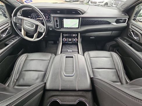 Used 2022 GMC Yukon Denali image 17