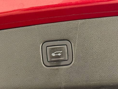 Used 2019 Chevrolet Blazer RS image 20