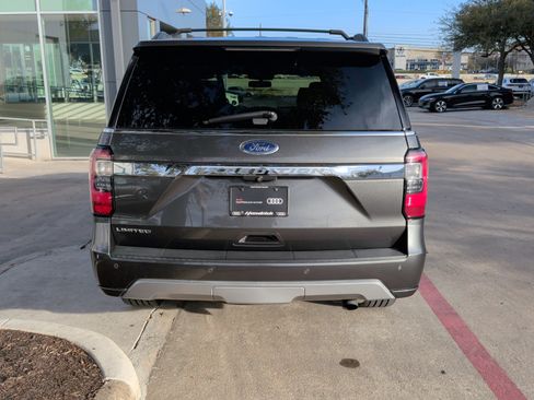 Used 2019 Ford Expedition Limited w/ Equipment Group 302A image 9