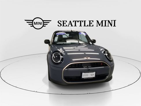 Certified 2025 MINI Cooper S image 3