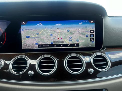 Used 2023 Mercedes-Benz E 450 4MATIC Sedan image 14