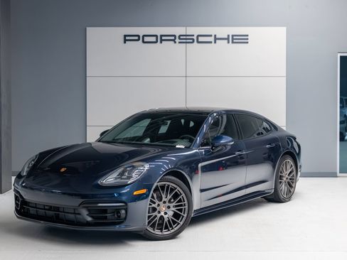 Certified 2023 Porsche Panamera 4 Platinum Edition AWD/4WD image 1