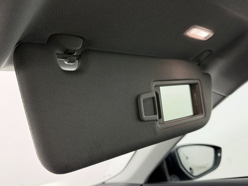 Certified 2022 Audi e-tron Premium w/ Convenience Plus Package image 25