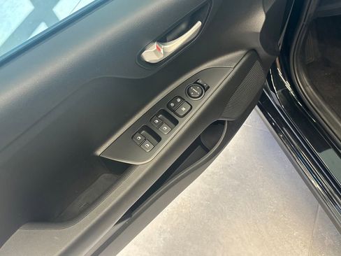 Used 2023 Kia Rio LX image 15