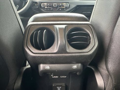 Used 2024 Jeep Wrangler Unlimited Rubicon 4xe AWD/4WD image 18