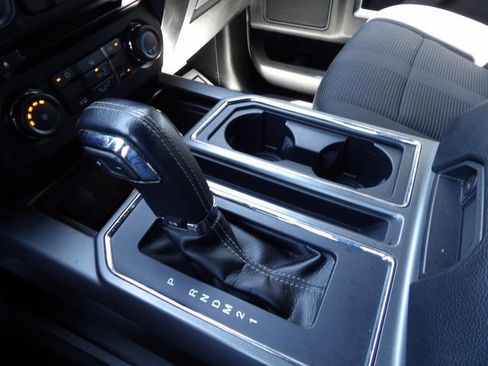 Used 2015 Ford F150 XLT w/ Equipment Group 301A Mid RWD image 29