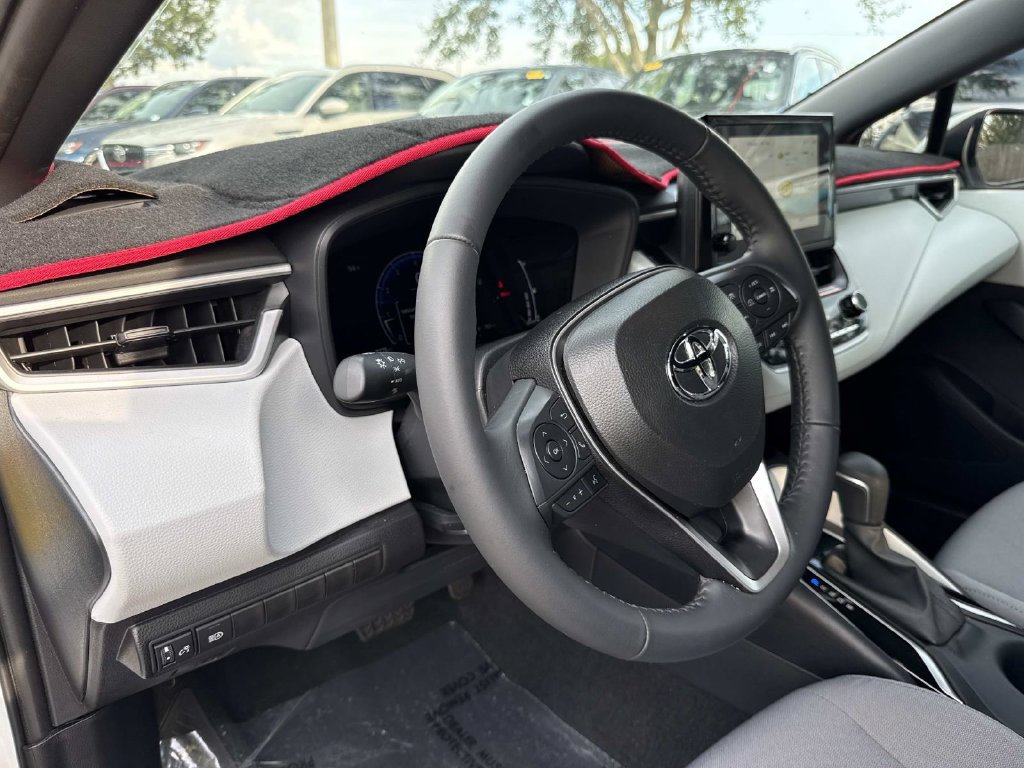 Used 2026 Toyota Corolla SE FWD image 22