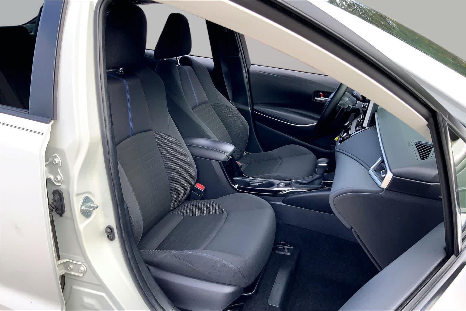 Used 2021 Toyota Corolla SE FWD image 8