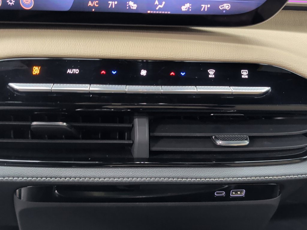 Used 2026 Buick Enclave Preferred FWD image 21