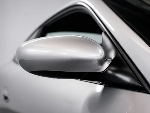 Used 2004 Porsche 911 Carrera RWD image 38