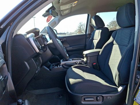 Certified 2023 Toyota Tacoma TRD Sport image 13