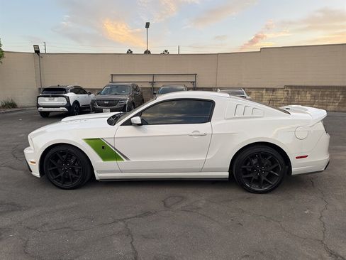Used 2013 Ford Mustang GT Premium w/ GT Track Pkg RWD image 10
