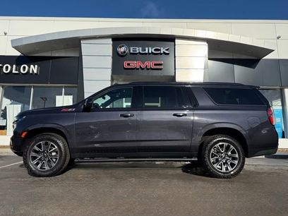 Used 2024 Chevrolet Suburban Z71 w/ Luxury Package