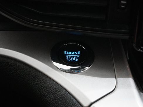 Used 2022 Ford Explorer XLT w/ Class IV Trailer Tow Package image 24